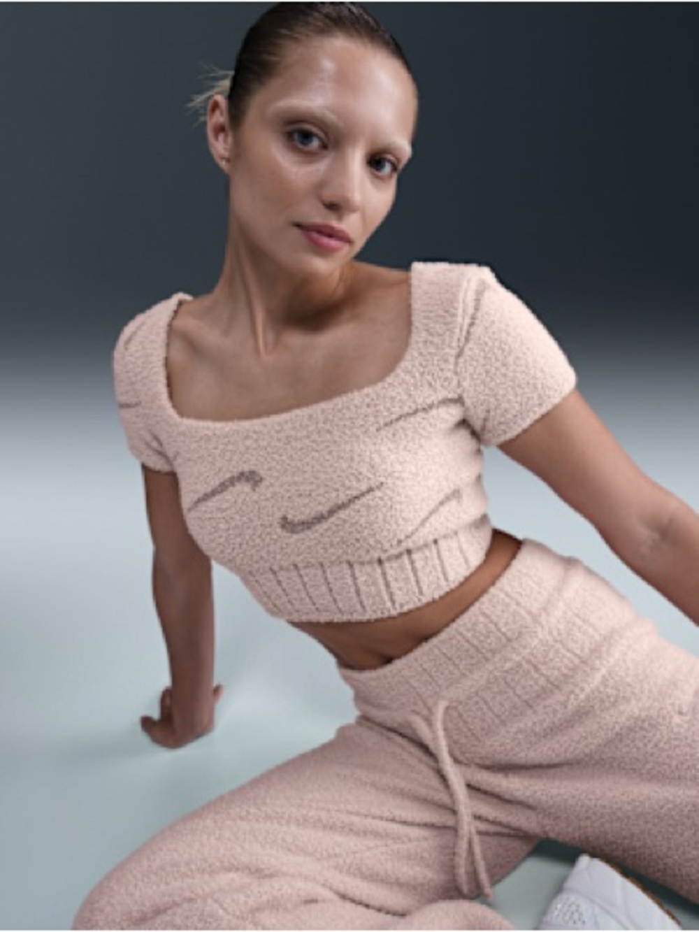 Nike crop top size Xs